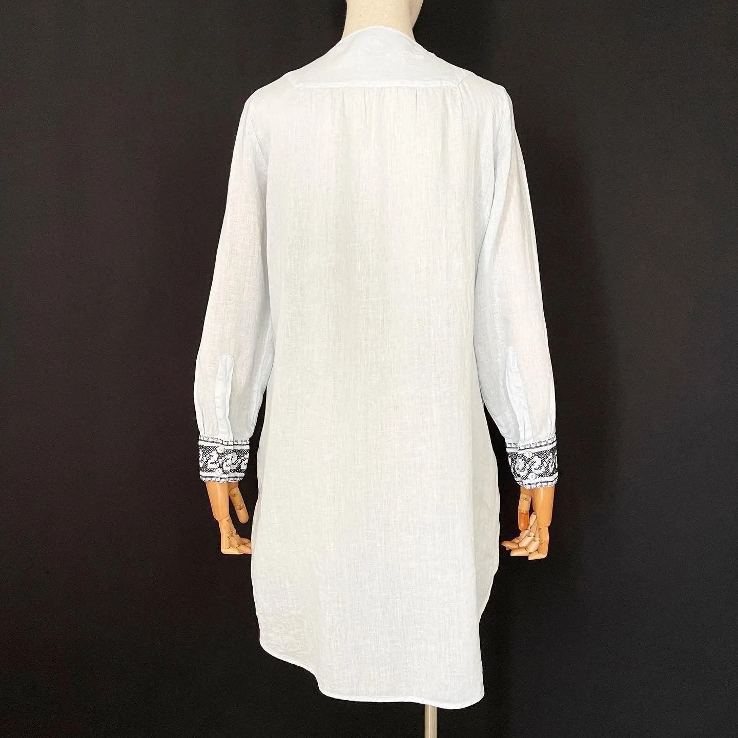 120 LINO Tunic with Embellishment