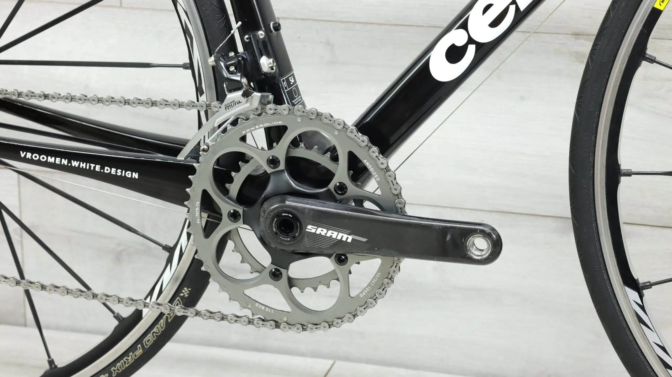 2011 Cervelo R3  Road Bike - 54cm