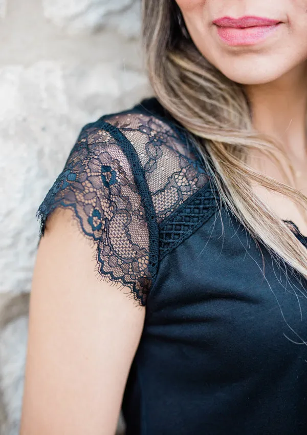 Kia Shoulder Lace Tee