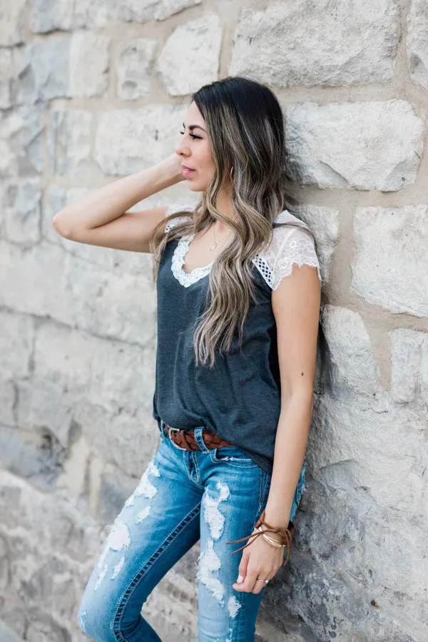 Kia Shoulder Lace Tee